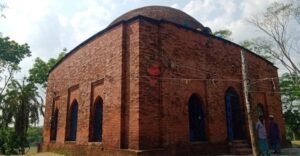 পুরাকীর্তি বিবিচিনি শাহী মসজিদ মোগল আমলের 