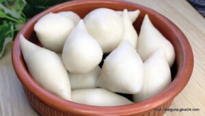 বরগুনার মুইট্টা পিঠা