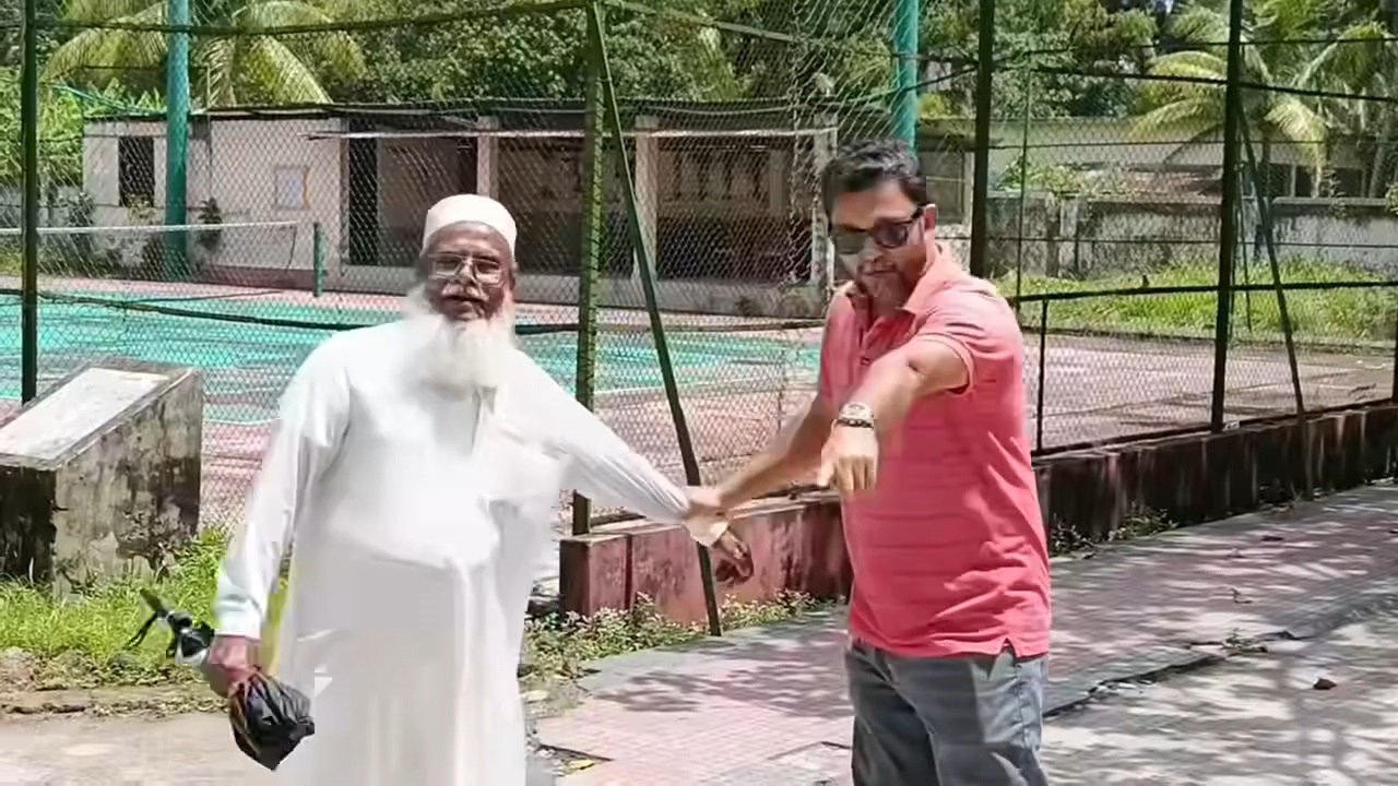 মারধরের ঘটনায় মামলা বরগুনায় সাবেক মুক্তিযোদ্ধা কমান্ডারকে মারধরের ঘটনায় মামলা