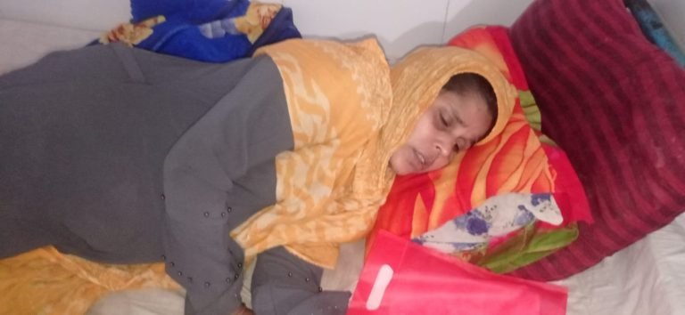 নারীসহ আহত ৩ 1 বরগুনায় প্রতিবেশীর হামলায় নারীসহ আহত ৩